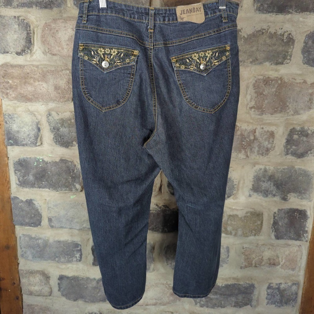 JEANBAY Blue Capri Jeans‎ Woman's Size 14W Embroidered Pockets Y2K Retro Stretch